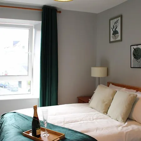 Stylish In Apartment Tralee
